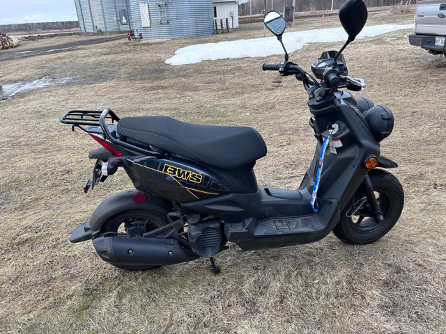 Scooter Yamaha Bws 2019 dans Scooters et minimotos  à Saint-Hyacinthe - Image 2