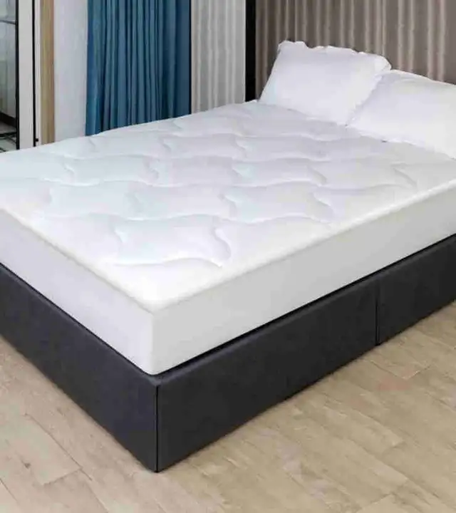 matelas avaliable in Beds & Mattresses in City of Montréal - Image 2