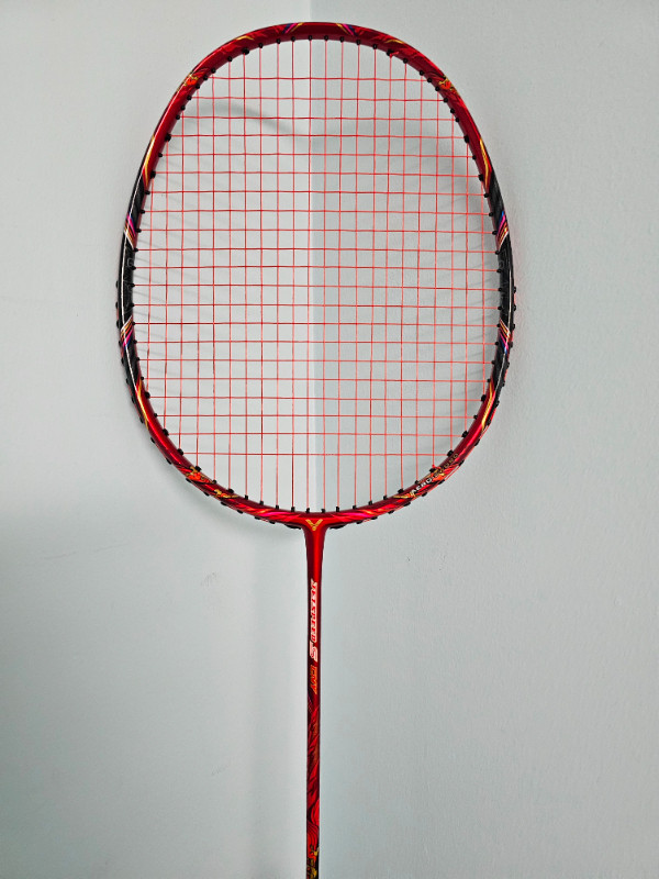 Victor Jetspeed CNY Giftbox Badminton Racket in Tennis & Racquet in City of Toronto