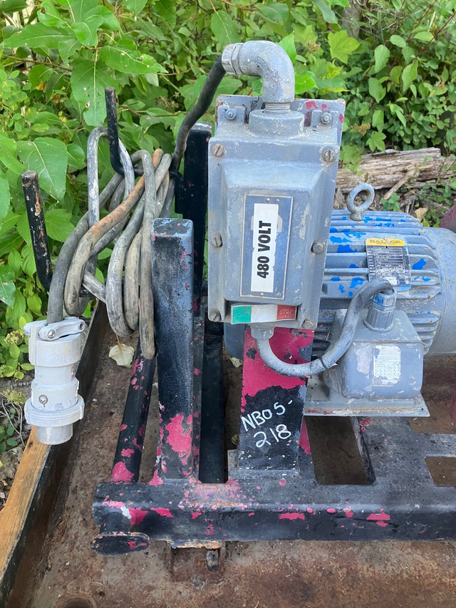  4 inch electric water pump in Power Tools in Quesnel - Image 2