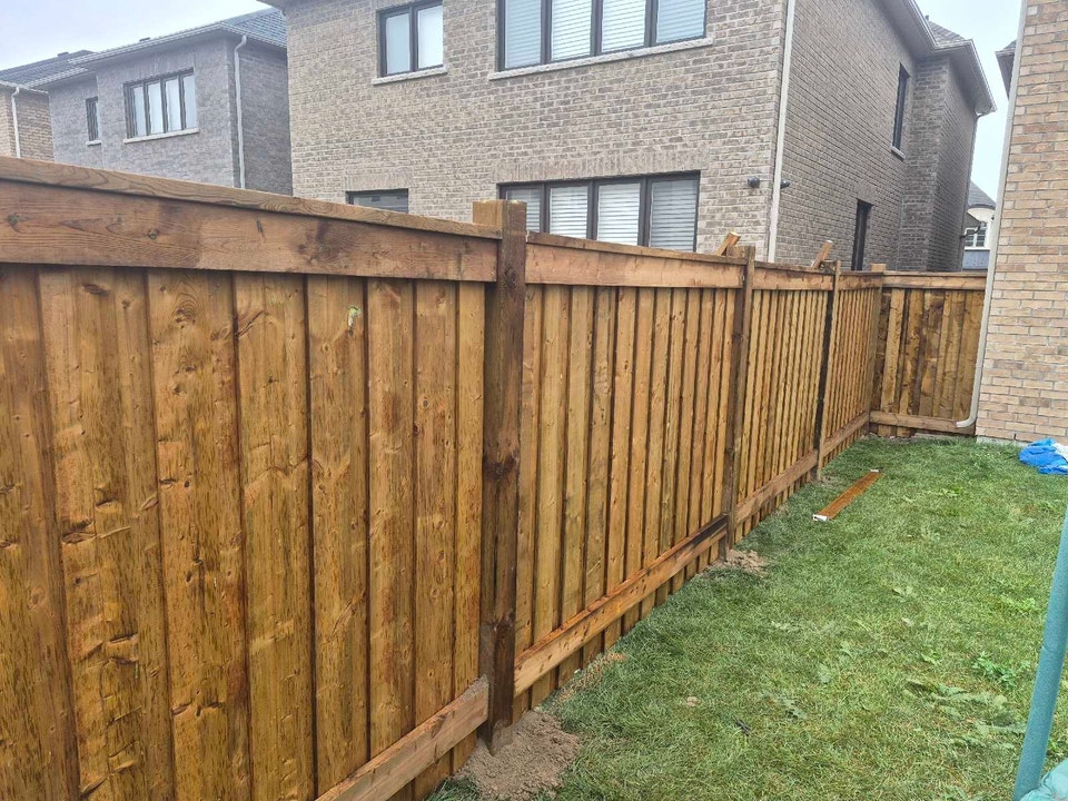 Fence helpers needed. | Construction & Trades | Oshawa / Durham Region ...