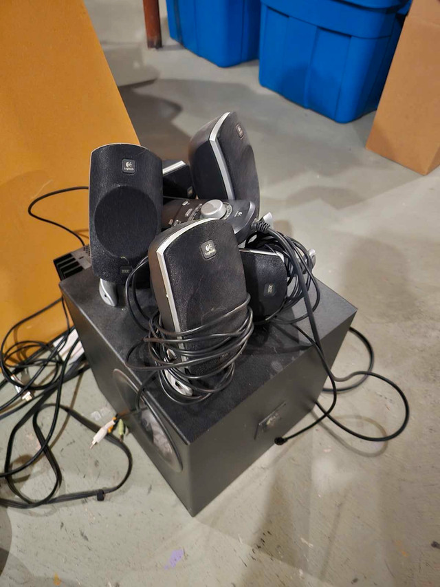 Logitech z5300 5 channel computer speakers with sub in Speakers, Headsets & Mics in Edmonton