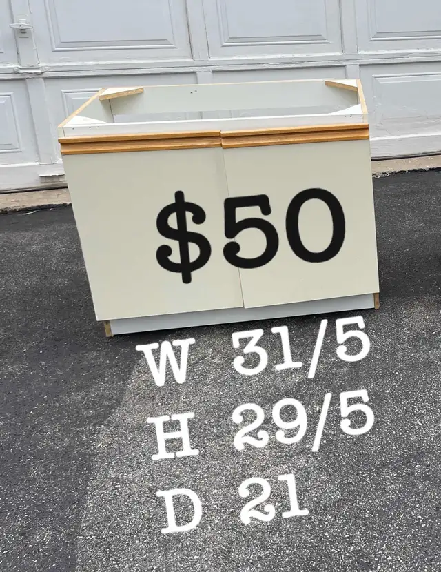 Used kitchen cabinets for sale in Cabinets & Countertops in Hamilton - Image 2