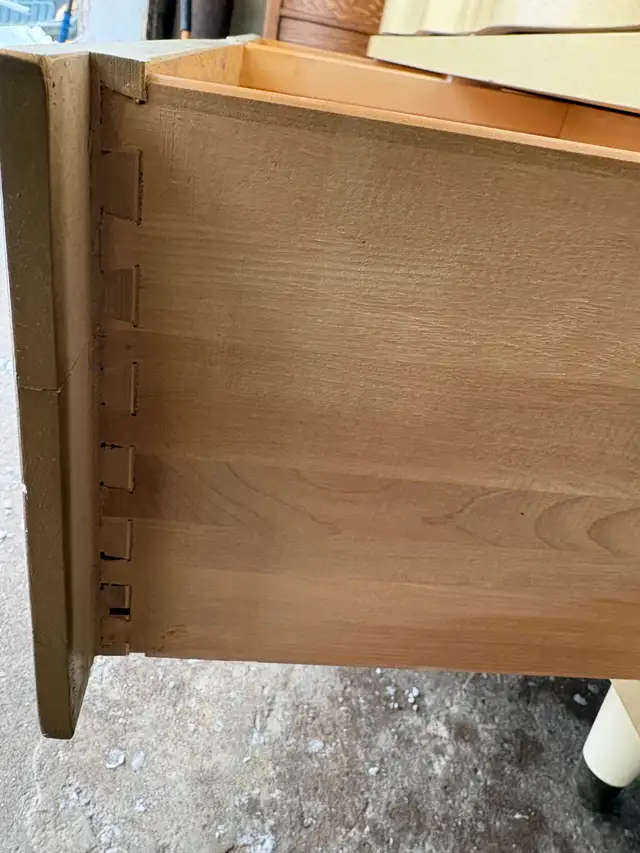 6 Drawer Mid Century Dresser in Dressers & Wardrobes in Peterborough - Image 10