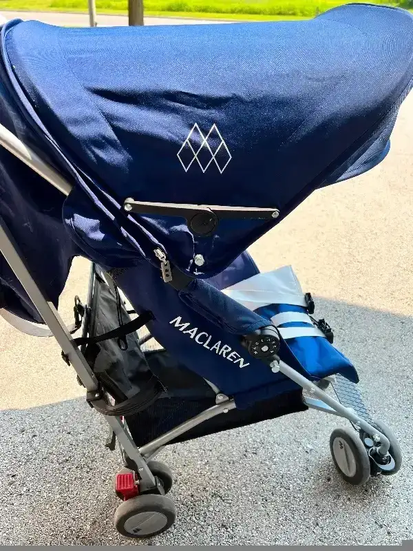 MACLAREN - Umbrella Stroller in Strollers, Carriers & Car Seats in St. Catharines - Image 3