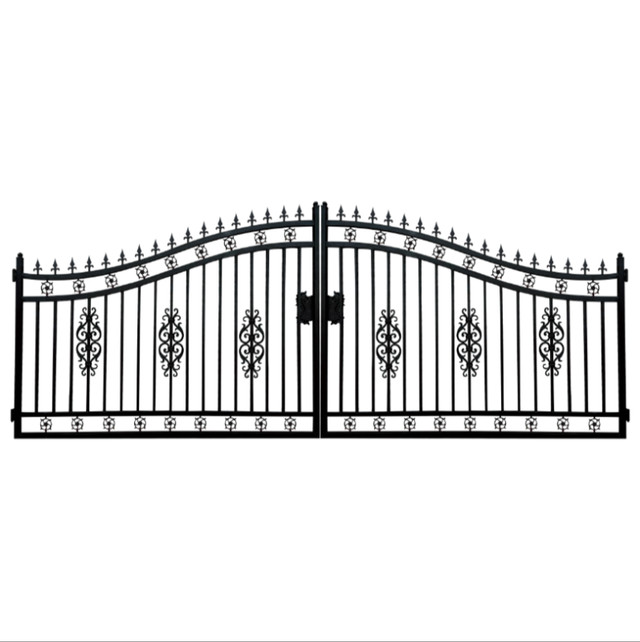 20FT Steel Driveway Gate in Other in Thompson