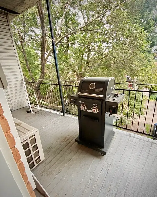 Cozy Room for Rent in Verdun — Great Location in Room Rentals & Roommates in City of Montréal - Image 9