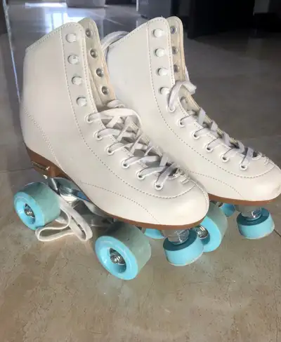 Patins Roulette / Roller Skates / Derby Gr 7 , View more