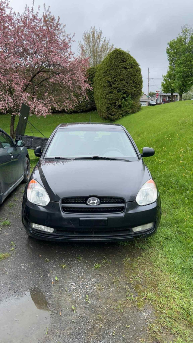Hyundai accent 2010 dans Autos et camions  à Sherbrooke