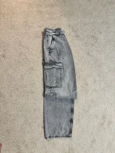 H&M Baggy Cargo Jeans, View more
