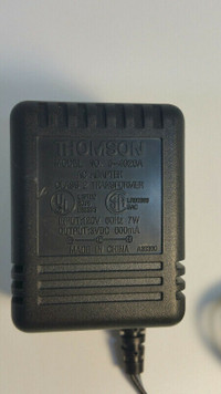 Genuine Thomson Model: 5-4026A AC Adapter Output: 3V 600mA