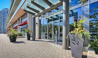 Lakefront Condo for Rent – 1 Bed + Den