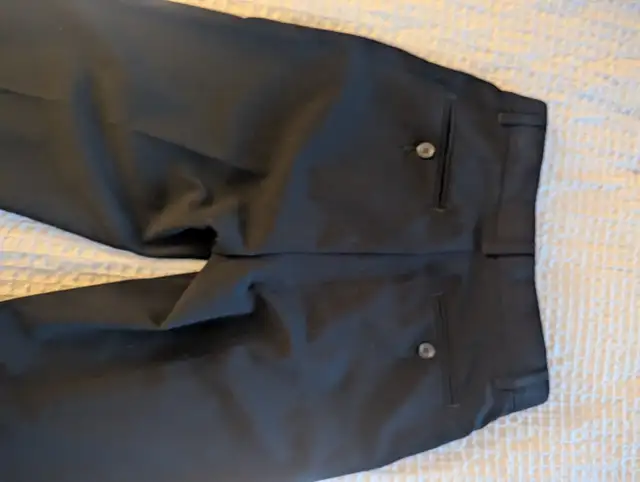 Calvin Klein Pantalon - Suit Pants for boys in Kids & Youth in Laval / North Shore - Image 4