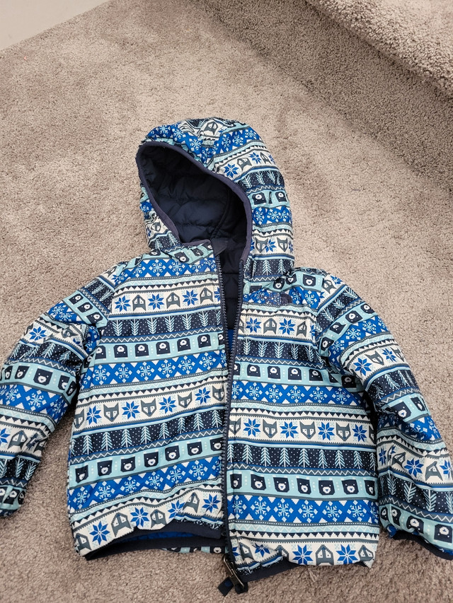 Northface hooded reversible jacket 12M blue in Clothing - 12-18 Months in Saskatoon - Image 4