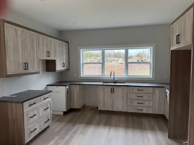 BRAND NEW IN MIDDLE SACKVILLE62864377583491122