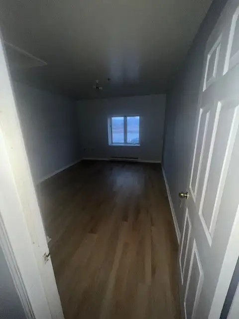1 Bedroom Apartment Windsor in Long Term Rentals in Annapolis Valley - Image 5