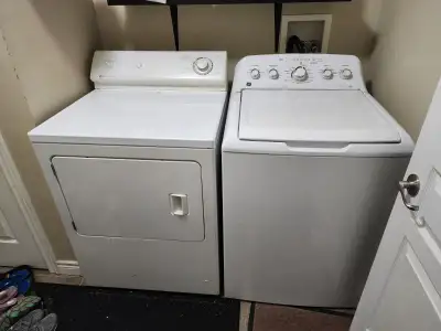 Good in condition. Using it well. GE washer and Maytag dryer. Pickup required.