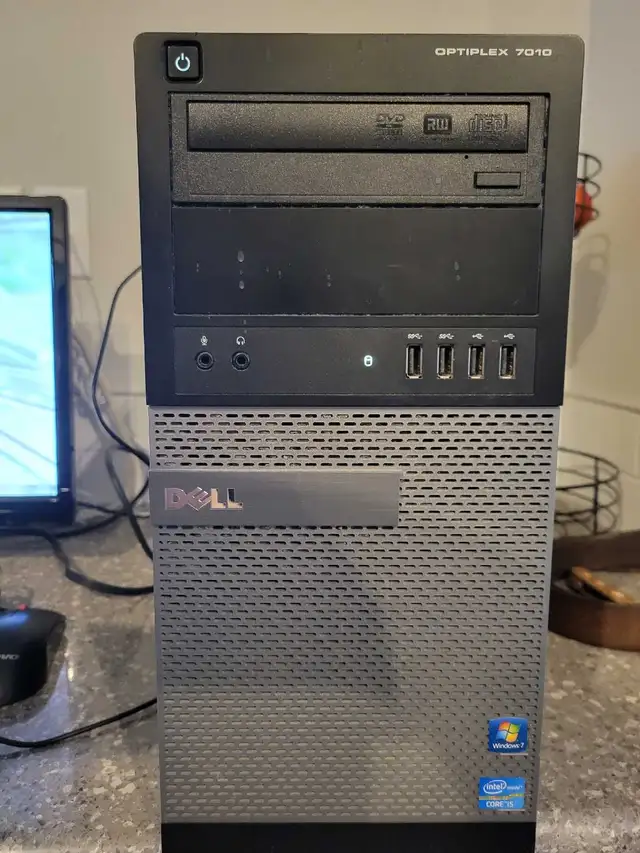 DELL Optiplex 7010 in Desktop Computers in Edmonton - Image 2