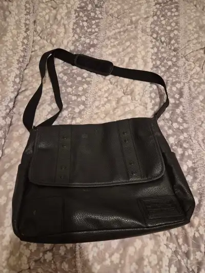 Men's BUFFALO messenger bag, View more