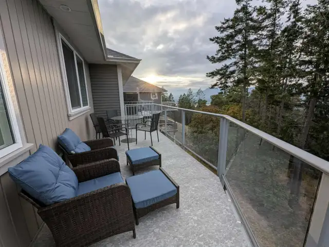 2 Bed 2 Bath Townhouse Furnished in Long Term Rentals in Cowichan Valley / Duncan - Image 8