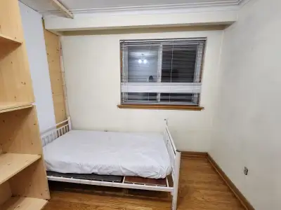 Private Room - Main Level near Westwood Mall Malton Mississauga