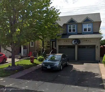 4 bedrooms, detached house for rent in Brampton