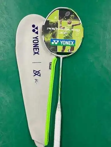 Astrox 100zz Viktor Axelsen edition. Used for less than a month, no damage on the racket. Price is n...