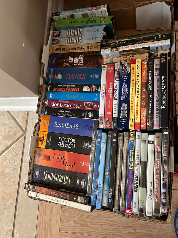 Amazing garage sale SUNDAY Garage Sales Markham / York Region Kijiji