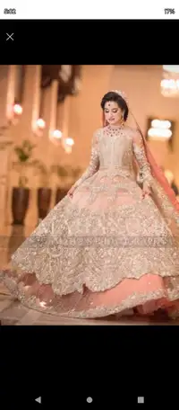 Bridal dress 