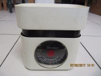 ClassicTerraillon 5lb/2000gram TableTopScale MadeInFrance 1980s