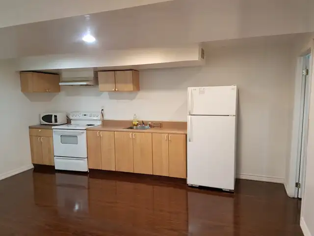 One Bedroom Basement Near Airport Rd / Sandalwood - Brampton