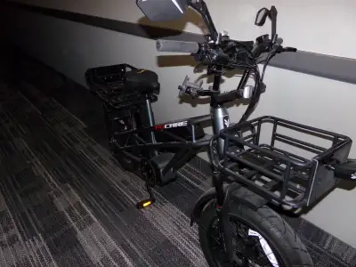 AWARD WINNING FUCARE "GEMINI X" 20 X 4" FAT TIRE POWERFUL EBIKE!, View more