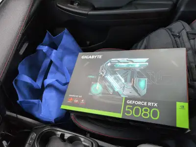 Gigabyte RTX 5080, View more