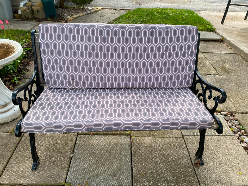Garden Bench with Cushions Patio & Garden Furniture Grand Bend Kijiji