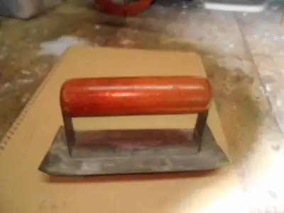 1-SPATULE EN METAL SUPER QUALITY,POUR TRAVAUX DE CIMENT,ANCIEN., View more