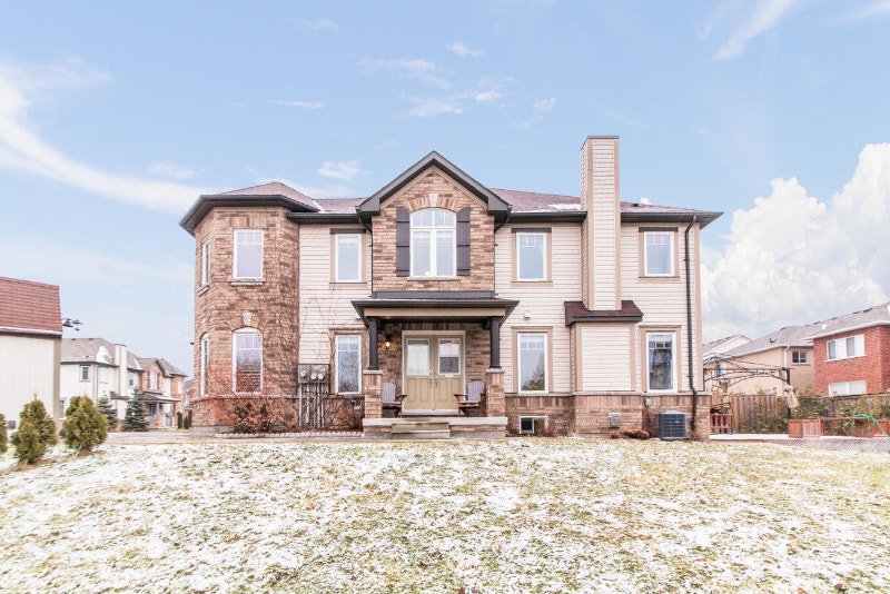 Basement for Rent in OshawaFemale Only1700.00 Room Rentals