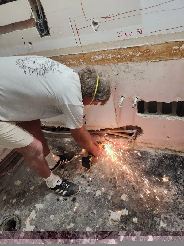 Complete renovations and upgrades. Same day handyman ser in Renovations, General Contracting & Handyman in Kingston - Image 5