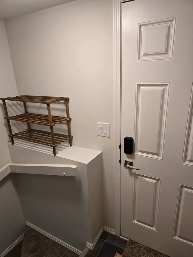 1-bedroom fully furnished basement suite in Prairie Pointe in Manitoba in Canada - Image 10