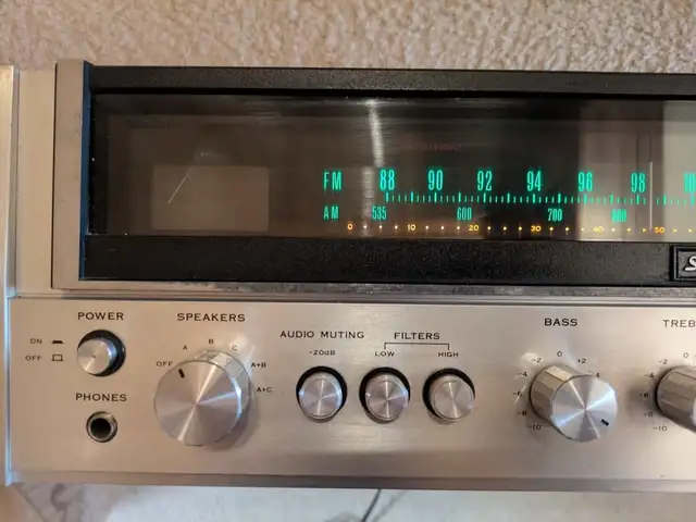 Sansui 771 Vintage Japanese Stereo Receiver - Golden Era Sound in Stereo Systems & Home Theatre in Mississauga / Peel Region - Image 5
