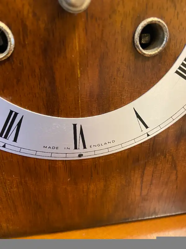 Vintage Art Deco Smiths Enfield Mantle Wood Clock England in Arts & Collectibles in Oshawa / Durham Region - Image 5