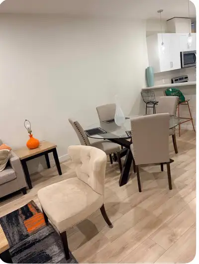 Entire House To Yourself - Private 2-Level Home in Regina - 4 Bedrooms, 3.5 Baths, 2 Kitchens - Full...