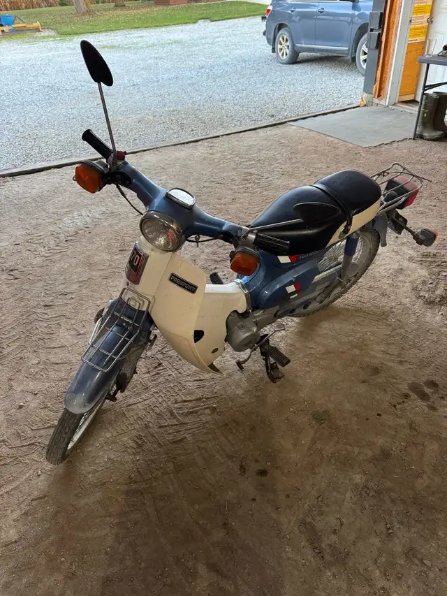 Honda passport in Scooters & Pocket Bikes in London - Image 3