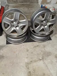 Good Used OE Toyota RAV4 17" Wheels/Rims