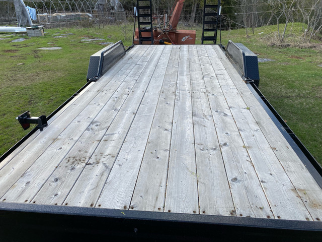 Trailer Flatbed  in Cargo & Utility Trailers in Peterborough - Image 4