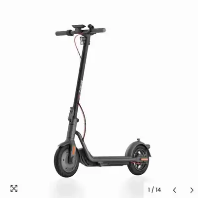 Navee Escooter Has an online app with locking system Send offer(lowest 260$) NO trades Top speed - 3...