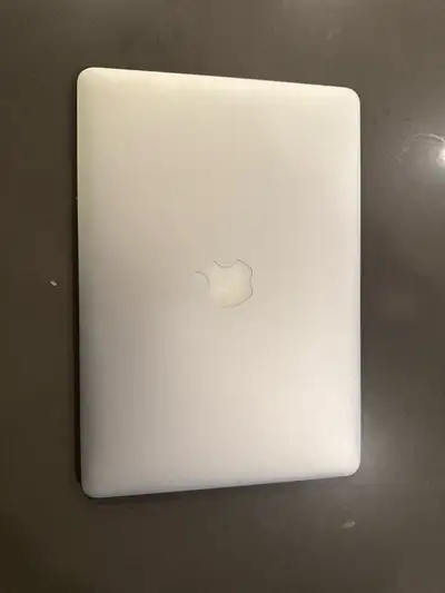 Mint Condition 13 inch MacBook Air i5 128GB, View more