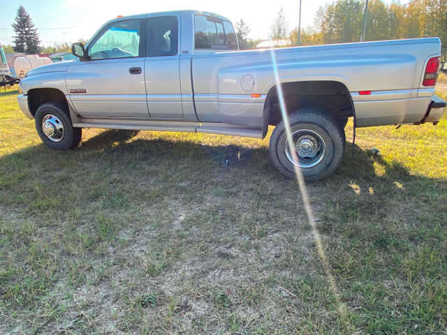 2002 Dodge Ram Sport Ex cab 4x4 3500 Dually in Cars & Trucks in St. Albert