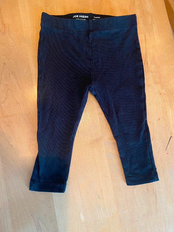 Leggings noirs pour bébé taille 12 mois (C246) dans Vêtements - 12 à 18 mois  à Ville de Montréal - Image 2