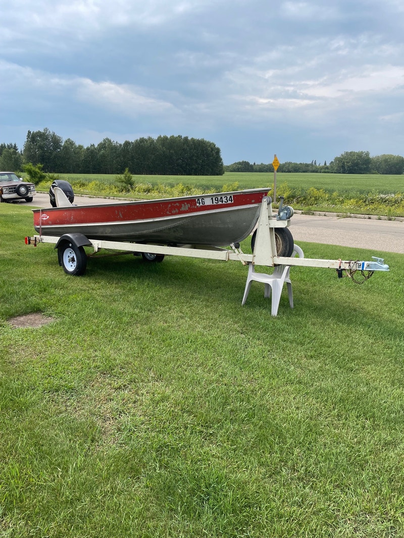 Lund Fishing Boat Powerboats & Motorboats Saskatoon Kijiji