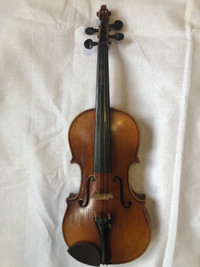 German copy of Antonio’s Stradivarius, case, student, $350, obo.